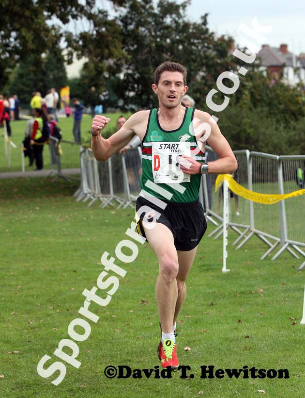 James Bailey brings Sale Harriers home to victory in the senior mens Northern Cross Country Relays, Graves Park, Sheffield.